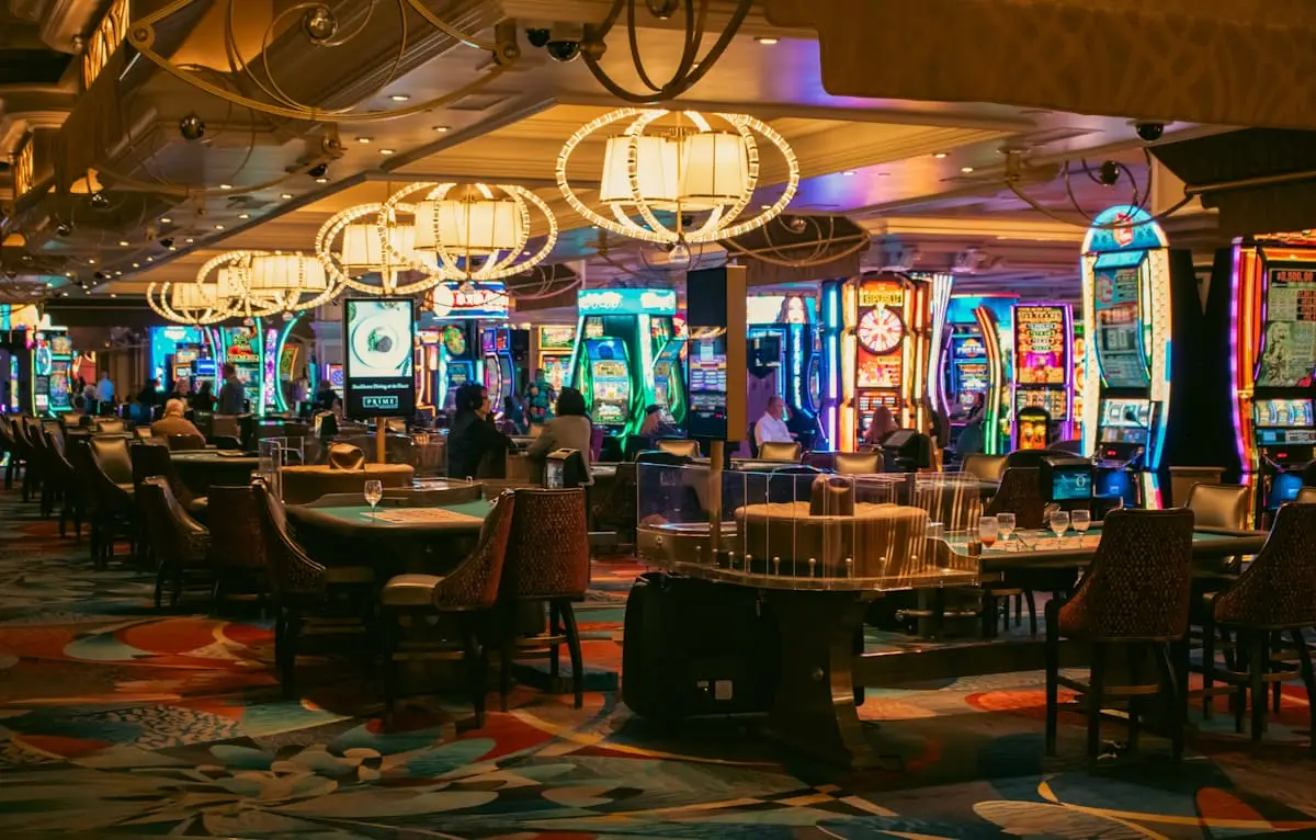 casino gaming floor review